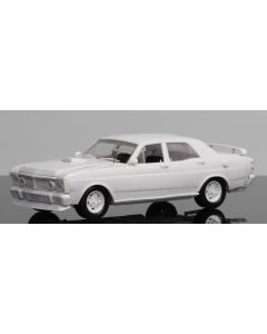 DDA 242K XY GT Falcon Sedan Plastic Model Kit 1/24