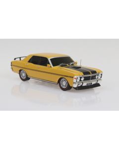 DDA LU11 Hard Plastic Model Car Yellow Ochre Ford XY GTHO Spectra Rides Light Up 1/24