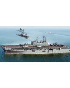 Hobby Boss 83408 USS Iwo Jima LHD-7 1/700