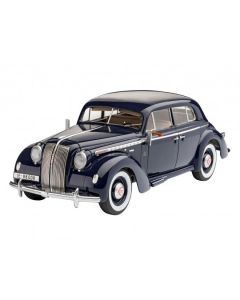 Revell 07042 Luxury Class Car Admiral Saloon 1/24